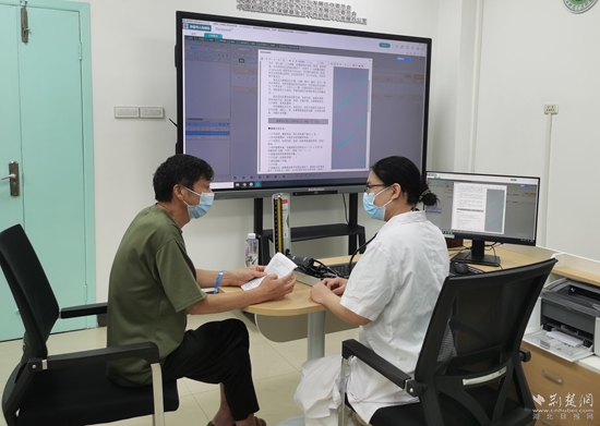 聚焦全生命周期管理，開具“治療處方”和“健康處方”“雙處方”（攝影：陳影）.jpg